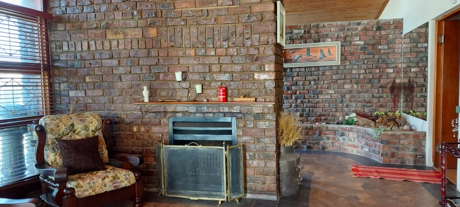 4 Bedroom Property for Sale in West Bank Western Cape